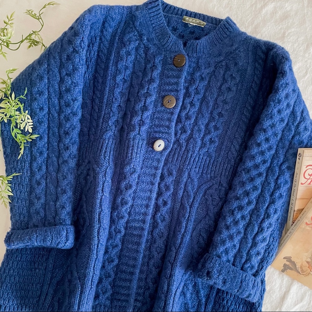 SOLD Carraig Donn Irish Merino Wool A-line Cardigan - Picture 2 of 5